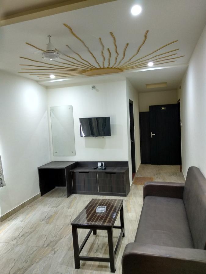 Oyo 60976 Hotel Shree Ji Morena ภายนอก รูปภาพ