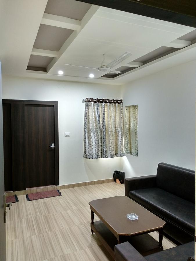 Oyo 60976 Hotel Shree Ji Morena ภายนอก รูปภาพ